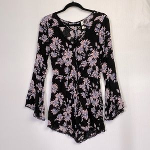 Bell sleeve floral romper, black and pink, size small